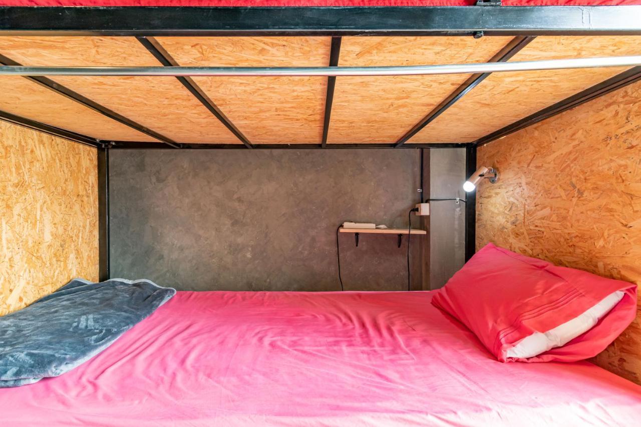 The Beds Ever Hostel (Adults Only) Bangkok Exteriör bild