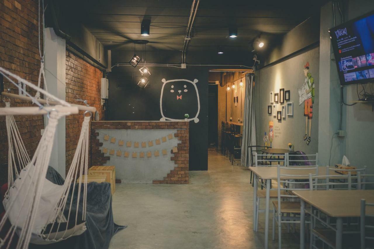 The Beds Ever Hostel (Adults Only) Bangkok Exteriör bild